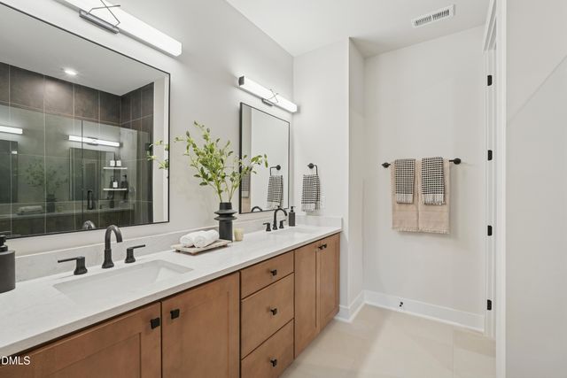 245 Oak Summit Place, Chapel Hill, NC 27516