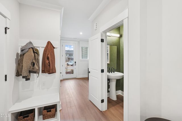 245 Oak Summit Place, Chapel Hill, NC 27516