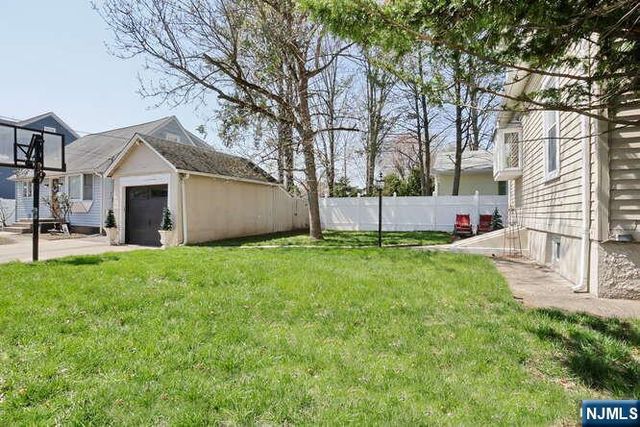 535 Cleveland Avenue, River Vale, NJ 07675