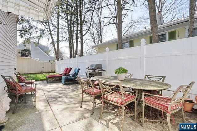 535 Cleveland Avenue, River Vale, NJ 07675