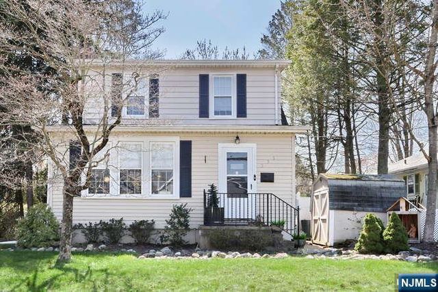 535 Cleveland Avenue, River Vale, NJ 07675