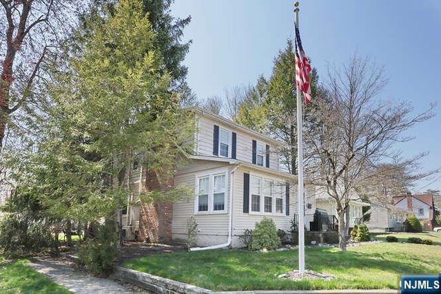 535 Cleveland Avenue, River Vale, NJ 07675