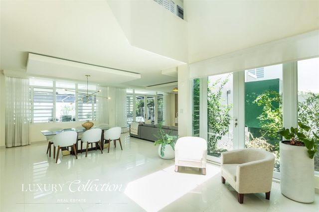 F-2 LAS PALOMAS ST, San Juan, PR 00926