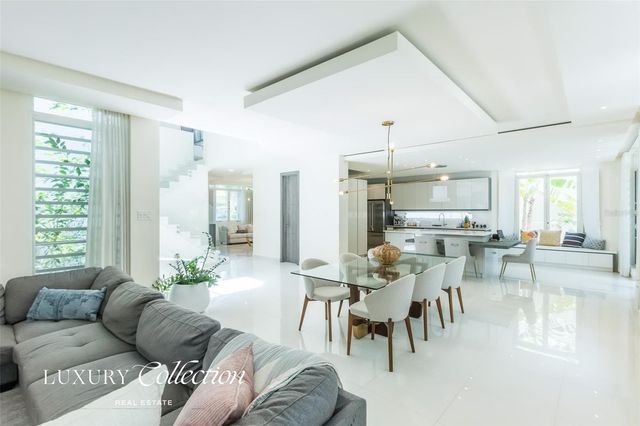 F-2 LAS PALOMAS ST, San Juan, PR 00926