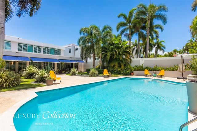 F-2 LAS PALOMAS ST, San Juan, PR 00926