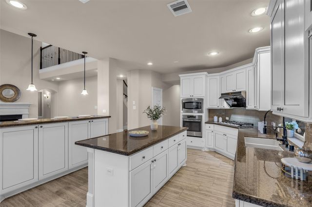 25242 Forest Ledge Drive, Porter, TX 77365