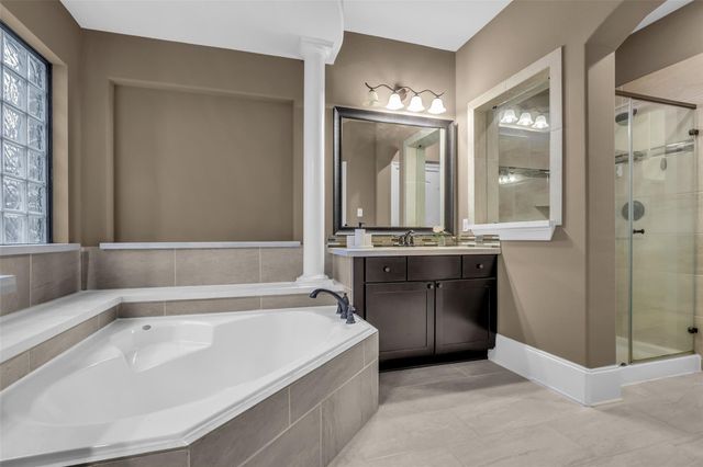 25242 Forest Ledge Drive, Porter, TX 77365