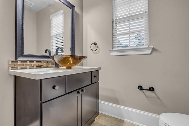 25242 Forest Ledge Drive, Porter, TX 77365