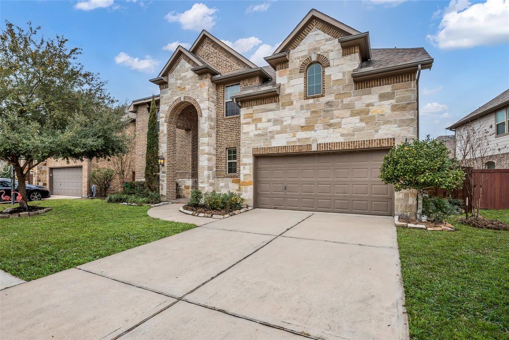 25242 Forest Ledge Drive, Porter, TX 77365