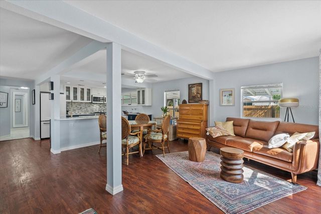 4111 SARASOTA AVENUE, Sarasota, FL 34234