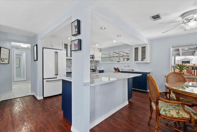 4111 SARASOTA AVENUE, Sarasota, FL 34234