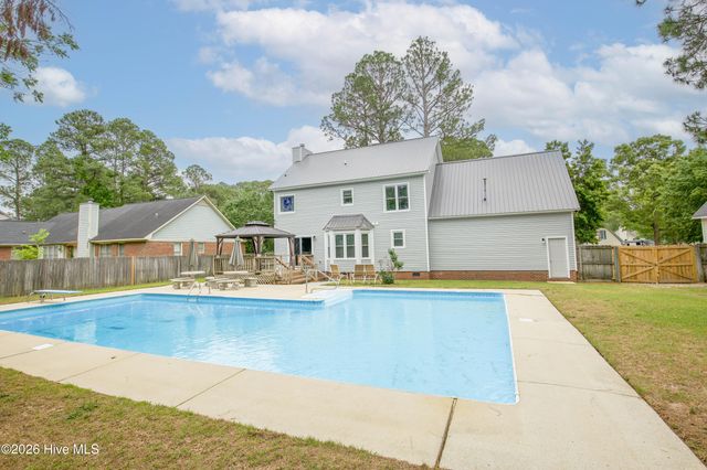 6656 Kodiak Drive, Fayetteville, NC 28304