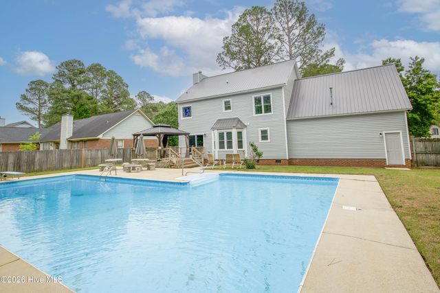 6656 Kodiak Drive, Fayetteville, NC 28304