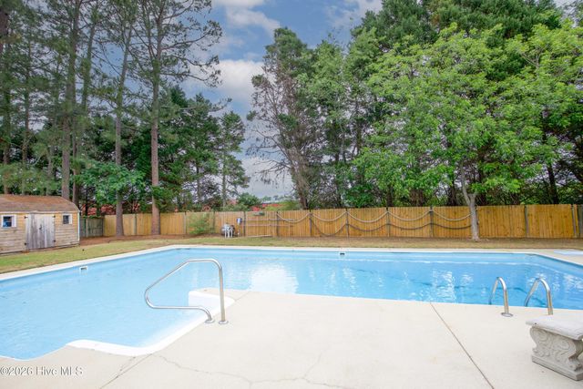 6656 Kodiak Drive, Fayetteville, NC 28304