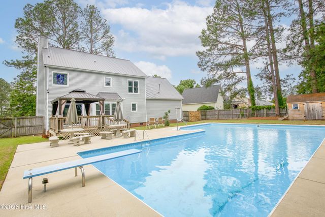 6656 Kodiak Drive, Fayetteville, NC 28304
