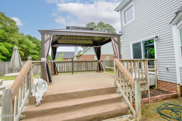 6656 Kodiak Drive, Fayetteville, NC 28304