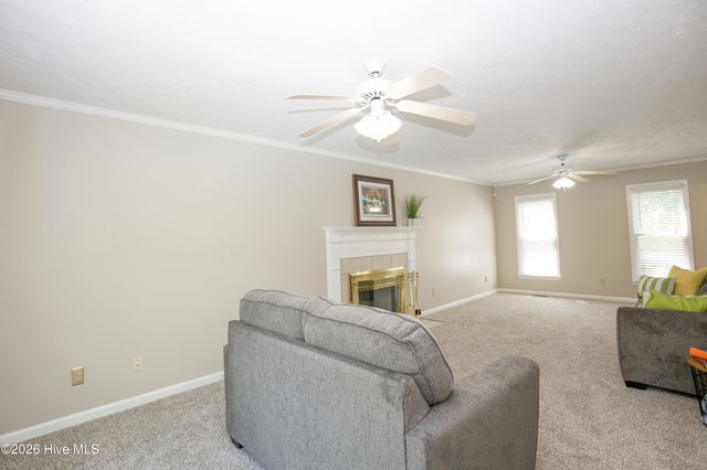 6656 Kodiak Drive, Fayetteville, NC 28304
