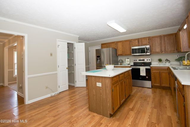 6656 Kodiak Drive, Fayetteville, NC 28304