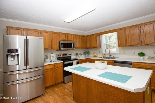 6656 Kodiak Drive, Fayetteville, NC 28304
