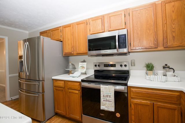 6656 Kodiak Drive, Fayetteville, NC 28304