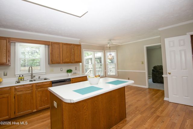 6656 Kodiak Drive, Fayetteville, NC 28304