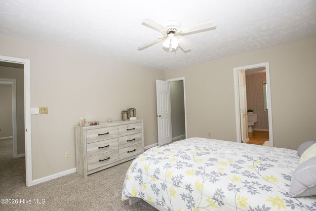 6656 Kodiak Drive, Fayetteville, NC 28304