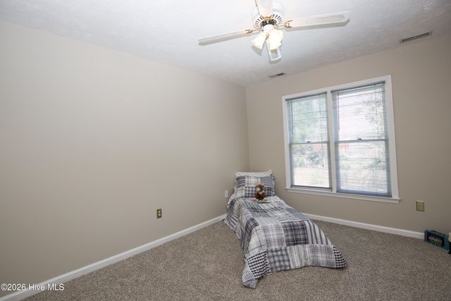 6656 Kodiak Drive, Fayetteville, NC 28304