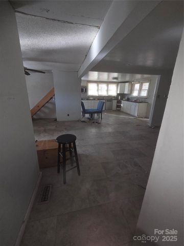 11124 Pine Grove Avenue, Mint Hill, NC 28227