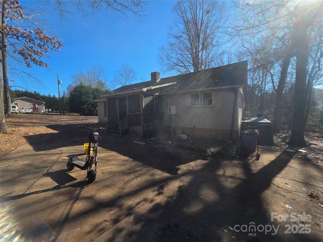 11124 Pine Grove Avenue, Mint Hill, NC 28227