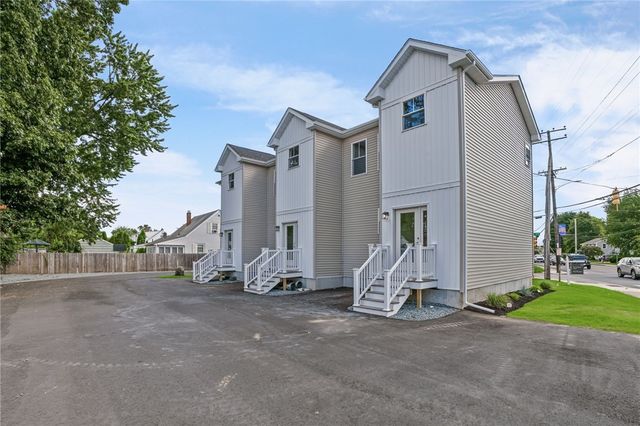 6 Rounds Avenue, East Providence, RI 02915