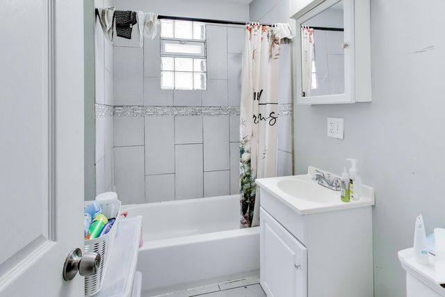 5632 S Wabash Avenue, Chicago, IL 60637