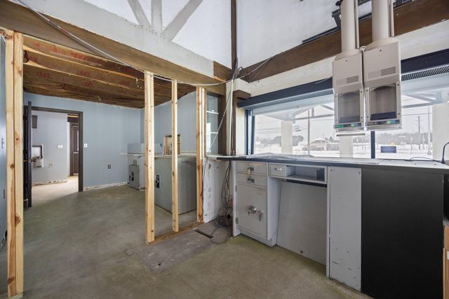 2029 S Otsego Avenue, Gaylord, MI 49735