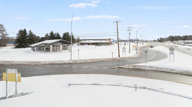 2029 S Otsego Avenue, Gaylord, MI 49735