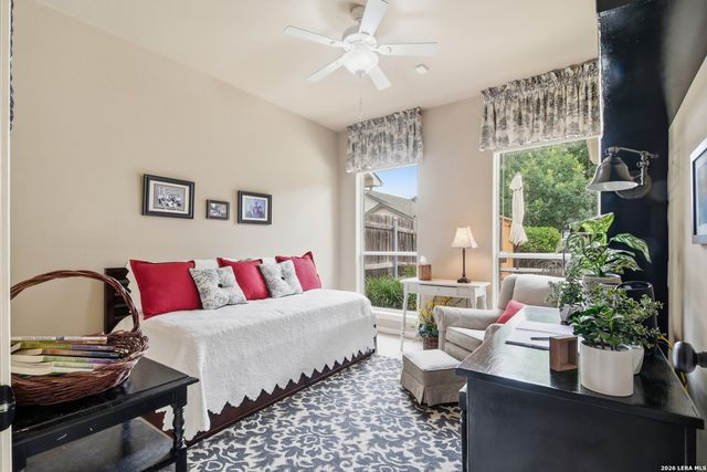 232 Los Cedros Loop, Kerrville, TX 78028