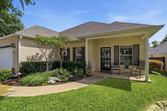 232 Los Cedros Loop, Kerrville, TX 78028