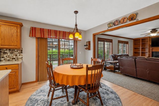 1001 Sunset Circle, Indianola, IA 50125