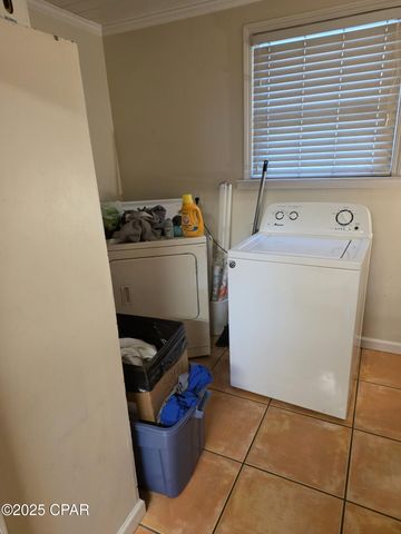 2810 W 15th Street, Panama City, FL 32401