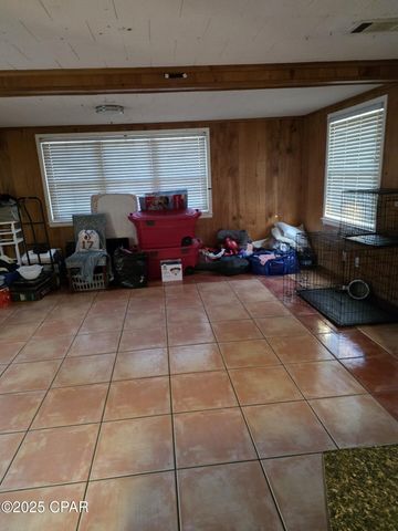 2810 W 15th Street, Panama City, FL 32401