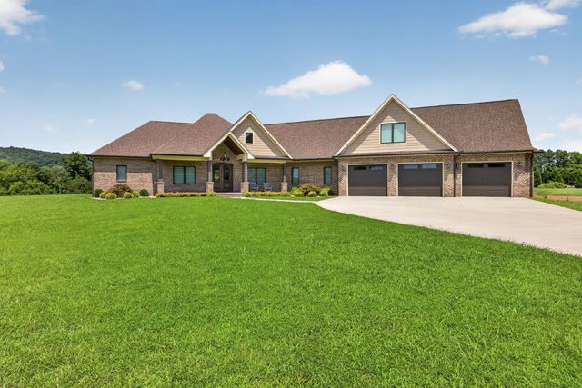 3542 Seven Springs Rd, Cookeville, TN 38506