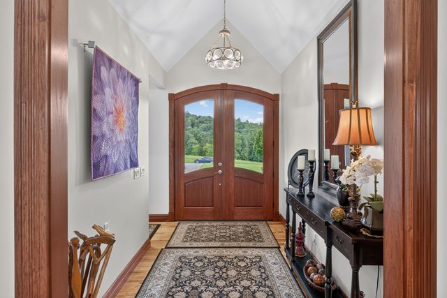3542 Seven Springs Rd, Cookeville, TN 38506