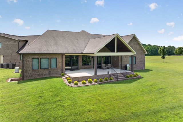 3542 Seven Springs Rd, Cookeville, TN 38506