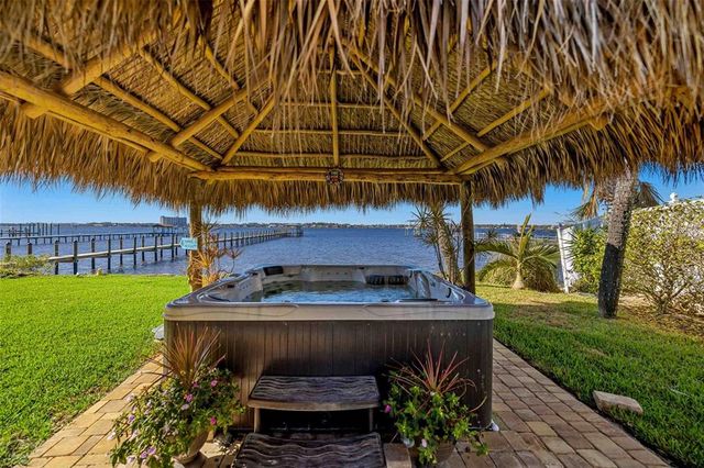 2912 RIVER POINT DRIVE, Daytona Beach, FL 32118