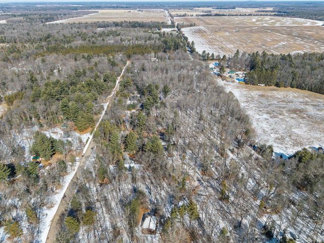 1866 W 16th Avenue, Adams, WI 53934