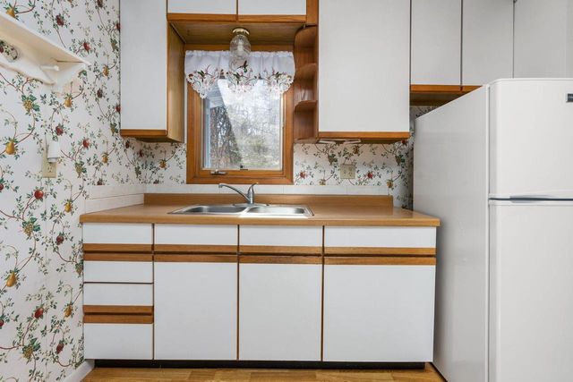 1866 W 16th Avenue, Adams, WI 53934