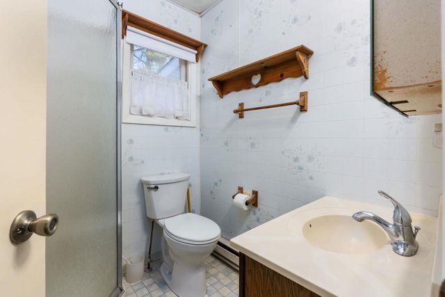 1866 W 16th Avenue, Adams, WI 53934