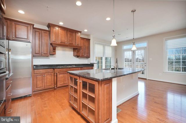 376 PARKVIEW AVE, Burtonsville, MD 20866