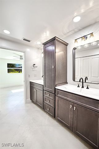 755 Pen Shell DR, Sanibel, FL 33957