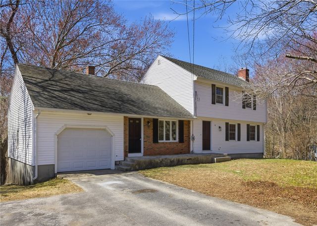 8 Sunset Drive, Smithfield, RI 02917