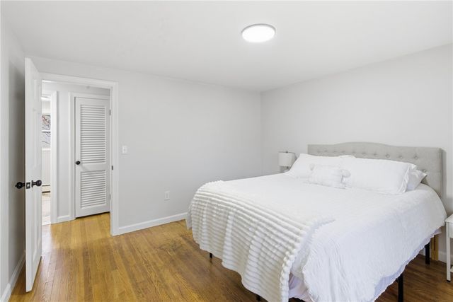 8 Sunset Drive, Smithfield, RI 02917