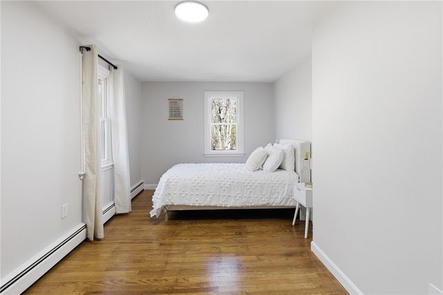 8 Sunset Drive, Smithfield, RI 02917